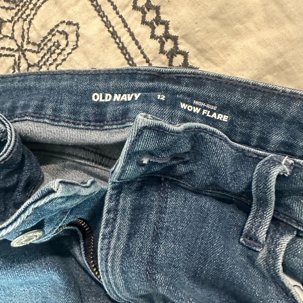 Old Navy Women's High-Rise Wow Flare Jeans - Medium Blue